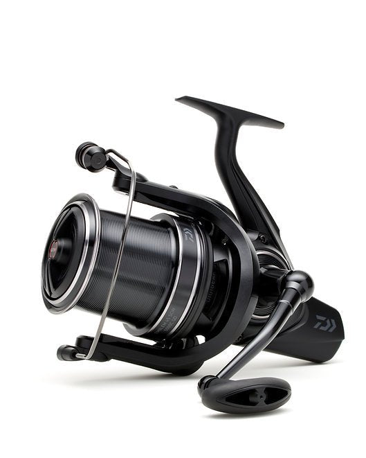 Daiwa - 23 Emblem 45 Scw Qd - Hengelsport De Goeie Vangst
