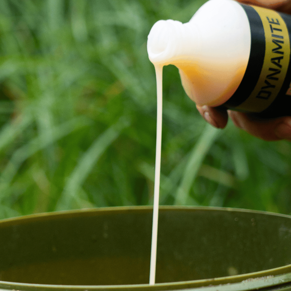 Dynamite Baits - Peppered Fruit Liquid Attractant | 500ml - DY1929 - Hengelsport De Goeie Vangst