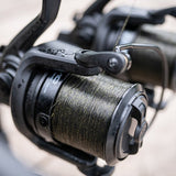 Avid Carp - Outline Camo Reel Line | 1000m - Hengelsport De Goeie Vangst