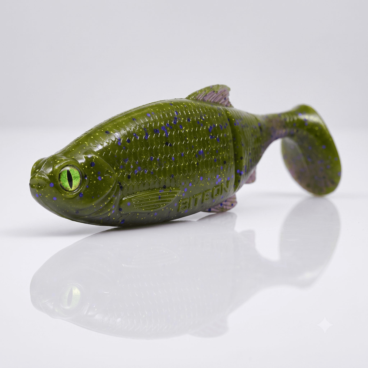 Bite On-Luky Roach Shad-14cm-Green Lox-De Goeie Vangst