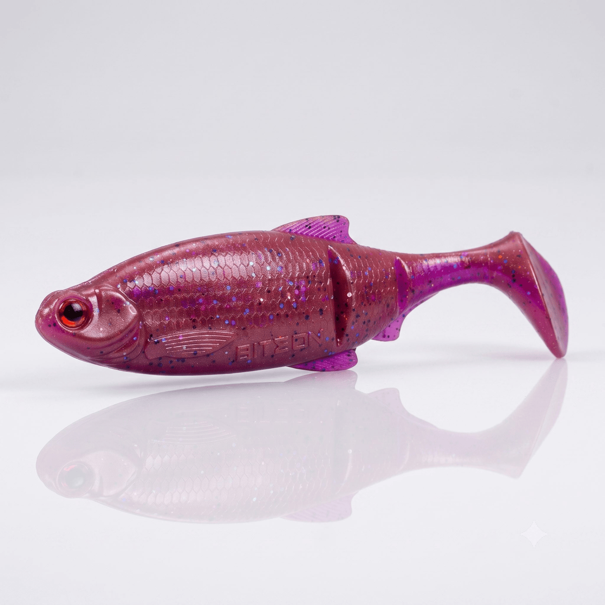 Bite On-Luky Roach Shad-14cm-Pink Lox-De Goeie Vangst