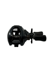 Daiwa-26 PR II 100HL Baitcasting Reel - De Goeie Vangst